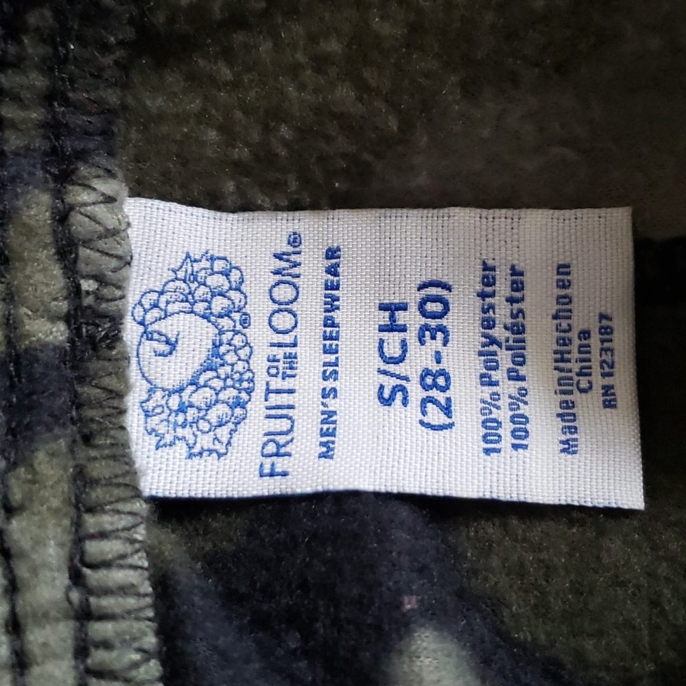 Fleece Camo Sweatpants - Picture 8 of 9